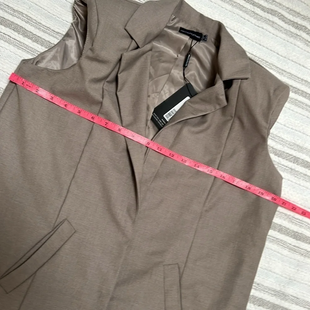 PrettyLittleThing womens taupe oversized sleeveless blazer vest 0 NWT suiting - Picture 5 of 8